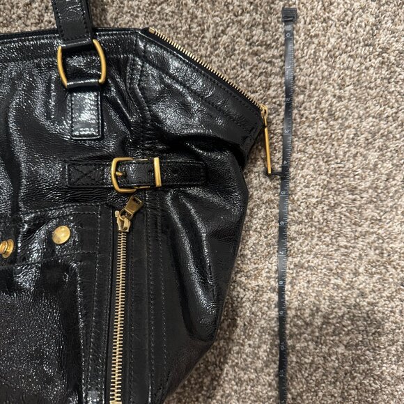 YSL Downtown Tote in patent black - Picture 5 of 16